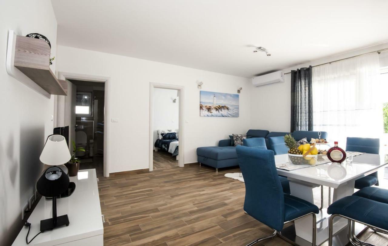 Blue Pearl Apartment Rogoznica  Kültér fotó