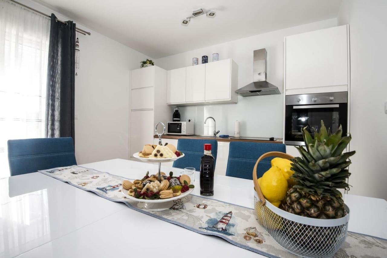 Blue Pearl Apartment Rogoznica  Kültér fotó