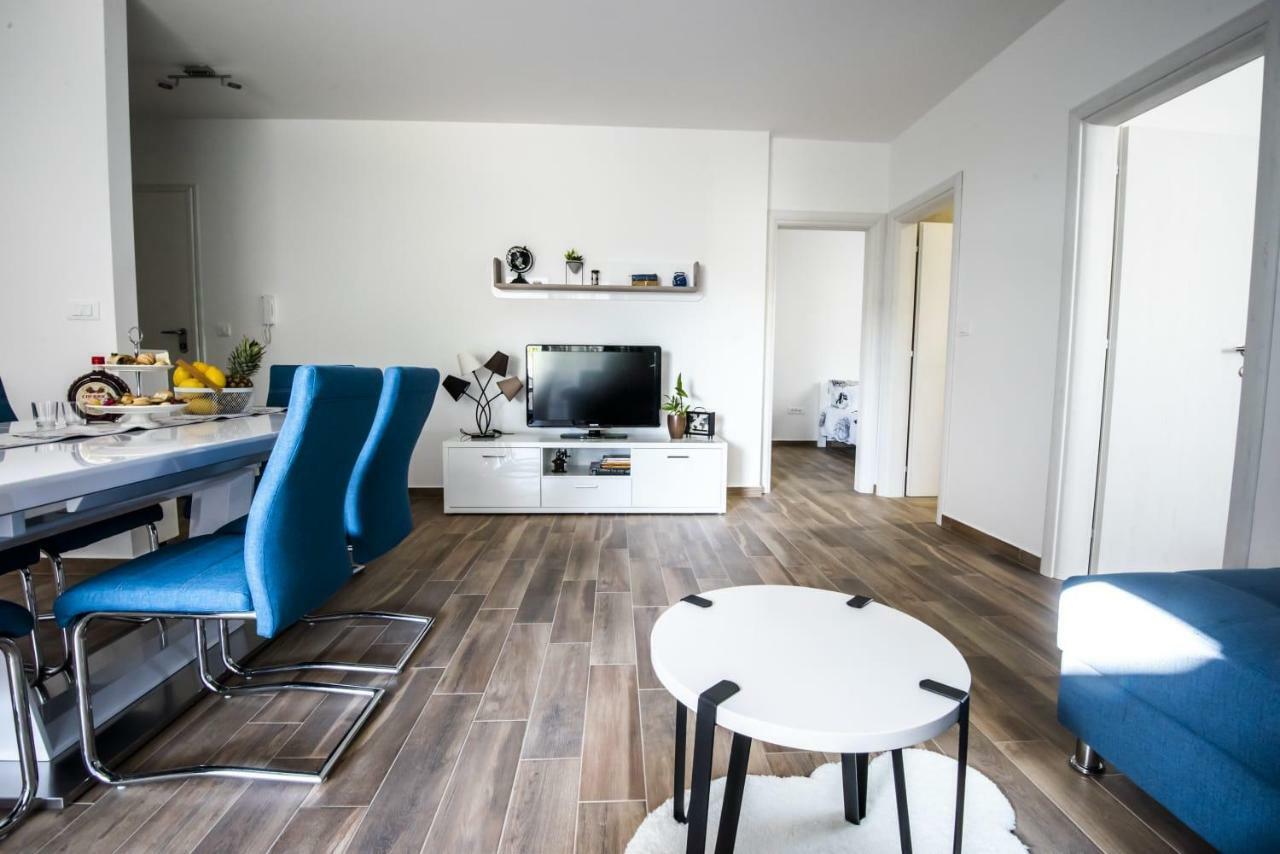 Blue Pearl Apartment Rogoznica  Kültér fotó